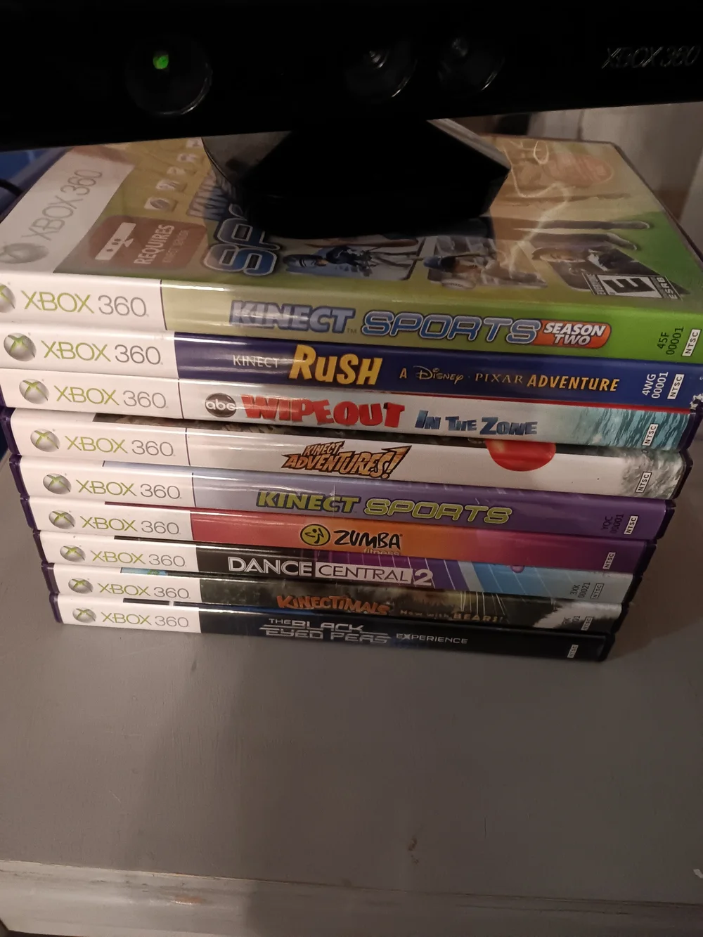 Microsoft Xbox 360 Kinect Sensor with 9 Games